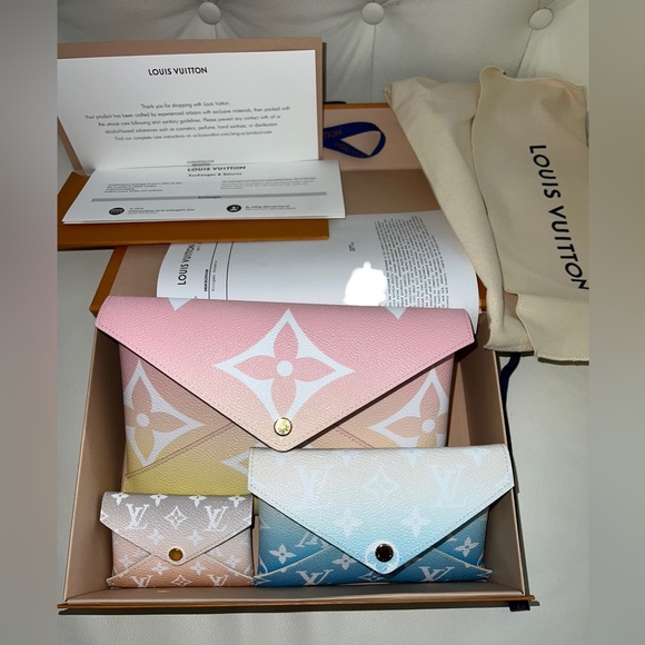 BNIB Louis Vuitton By The Pool Kirigami Pochette Giant Logo Monogram 3 PC Clutch - Picture 7 of 11